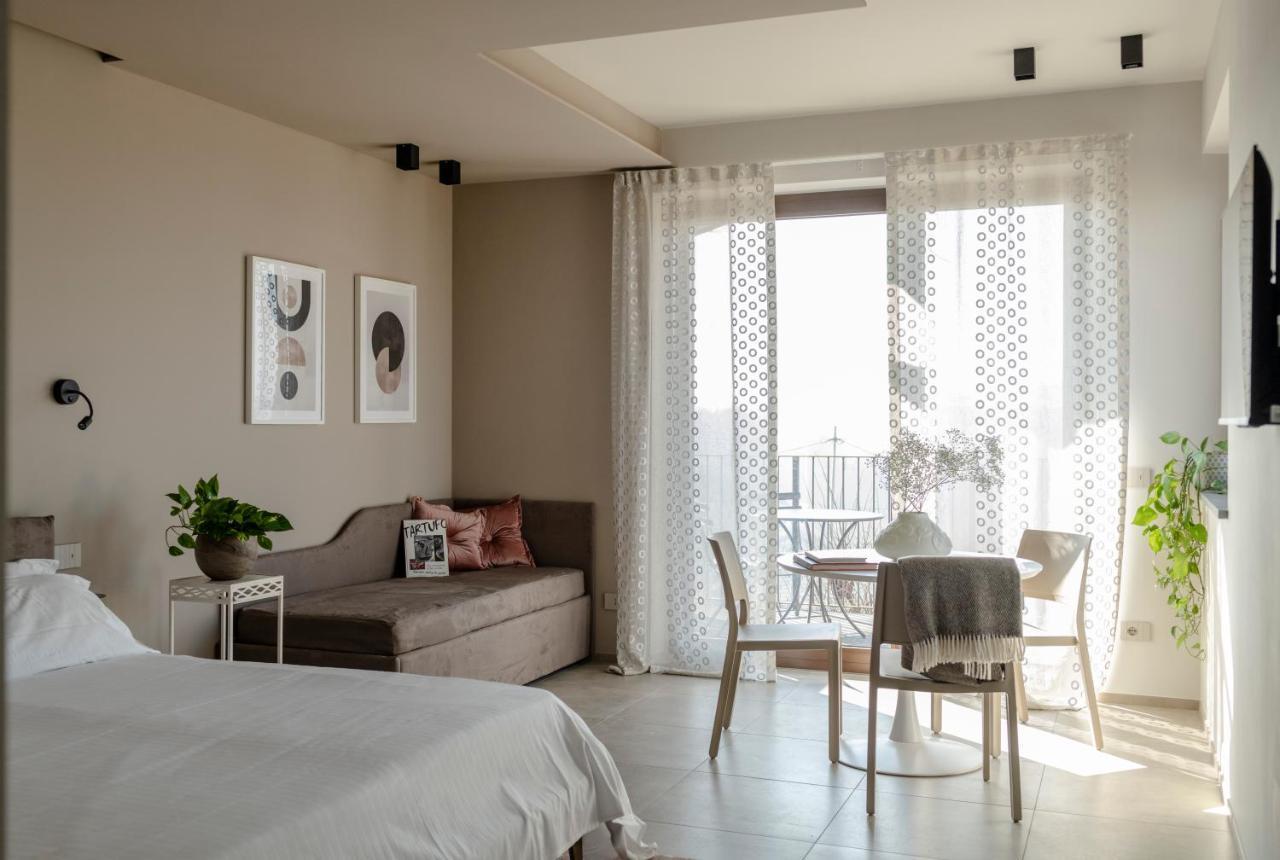 Il Cortile Suites Diano d'Alba Exterior photo