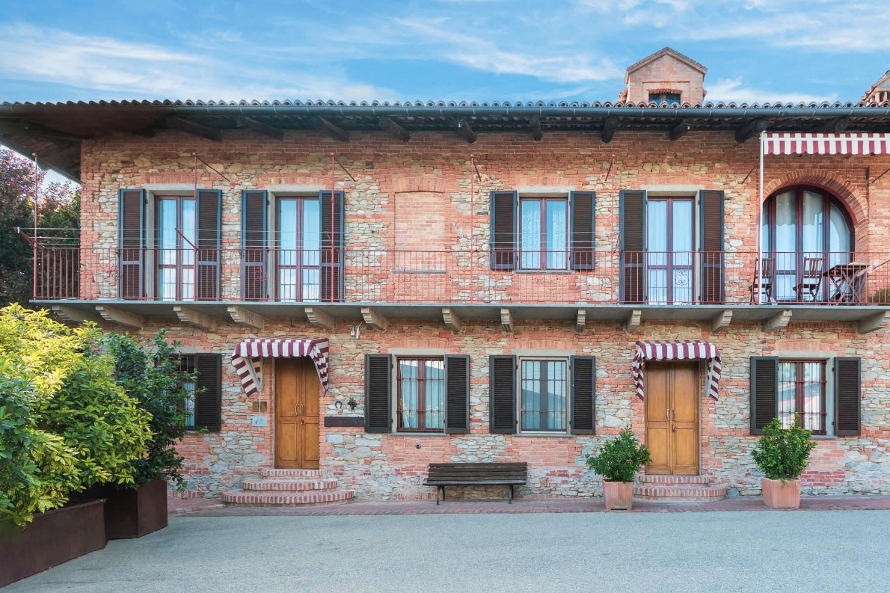 Il Cortile Suites Diano d'Alba Exterior photo
